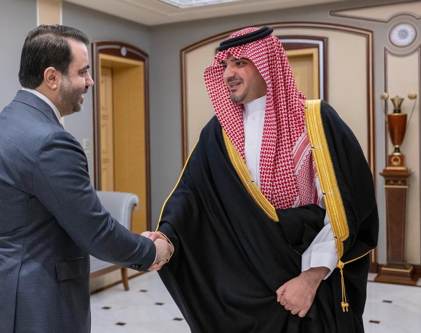 சவுதி உள்துறை அமைச்சர் சிரிய அதிபருடன் சந்திப்பு: பாதுகாப்பு ஒத்துழைப்பு குறித்து பேச்சு!