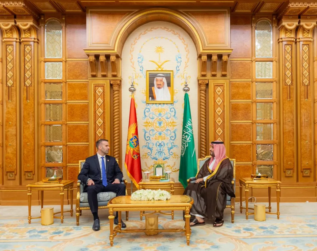 எதிர்கால முதலீட்டு முன்முயற்சி மாநாட்டில் பட்டத்து இளவரசர் முஹம்மது பின் சல்மான் பல நாட்டுத் தலைவர்களைச் சந்தித்தார்