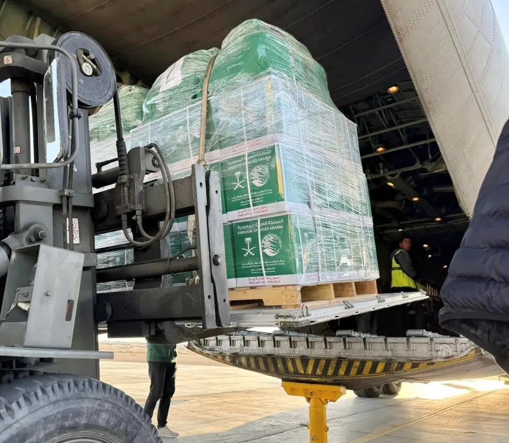 காசா மக்களின் துயர் துடைக்க மன்னர் சல்மான் நிவாரண மையம் மூலம் சவூதி அரேபியா உதவி