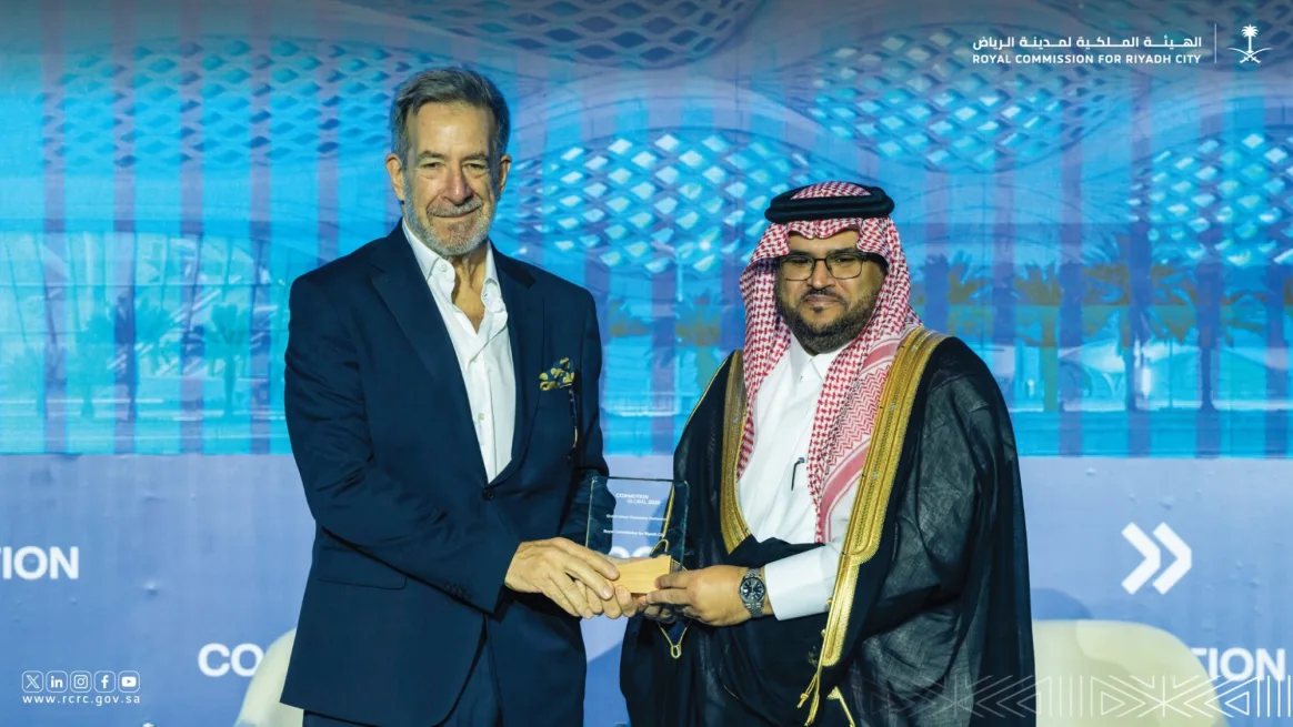 ரியாத் மெட்ரோவிற்கு சர்வதேச அங்கீகாரம்: ‘கோமோஷன்’ விருது 2025; ஒரே ஆண்டில் 12 கோடி பயணிகள்!