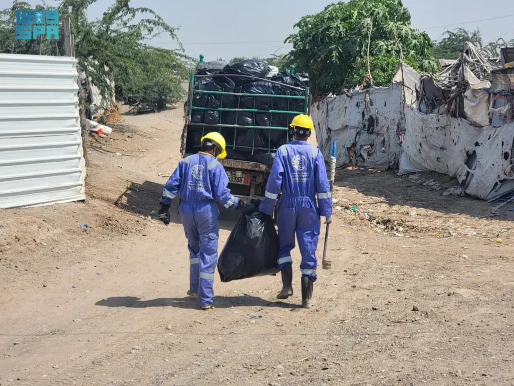 ஏமனில் ஒரே வாரத்தில் 13 லட்சம் லிட்டர் தண்ணீர் விநியோகம்: சவூதி அரேபியாவின் மனிதாபிமானப் பணிகள் தீவிரம்!