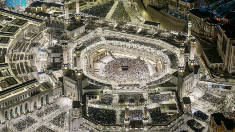 ரமலான் 29-ஆம் இரவு: மக்கா மற்றும் மதீனாவில் பிரம்மாண்ட ஏற்பாடுகள் தயார்