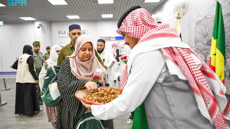 ஹஜ் பயணம் 2026: சவுதி அரேபியா வந்தடைந்த முதல் கட்டப் பயணிகள் – சிறப்பான வரவேற்பு