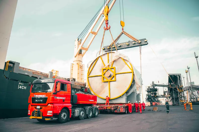 உலகளாவிய வர்த்தக நெருக்கடியை வாய்ப்பாக மாற்றும் சவுதி அரேபியா: ஹார்முஸ் நீரிணைப் பதற்றமும் சவுதியின் மாற்று வியூகங்களும்